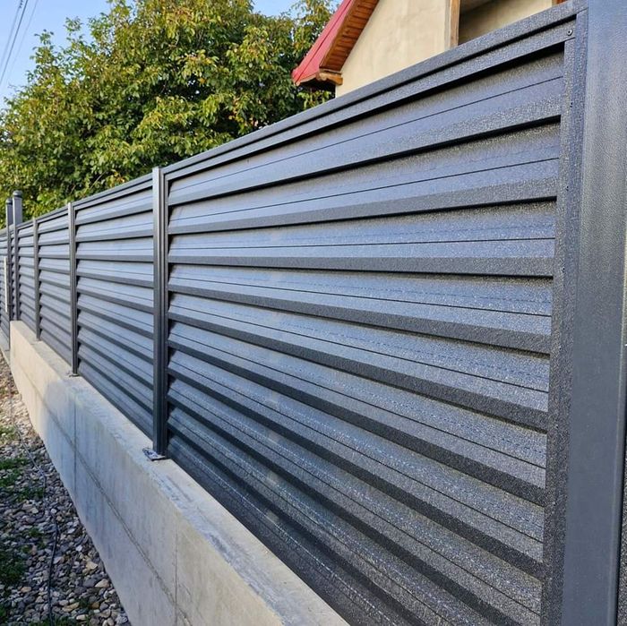 Vand garduri si porti