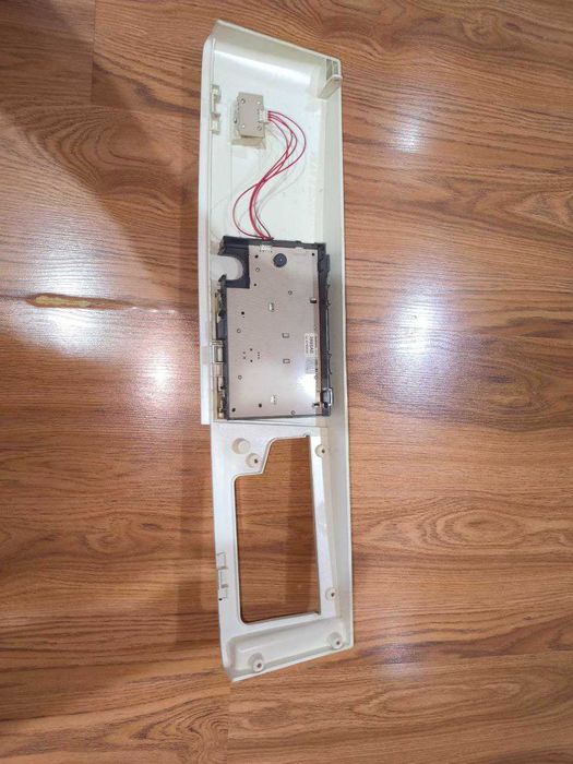 Продается передняя панель от стиральной машинки Атлант нового образца