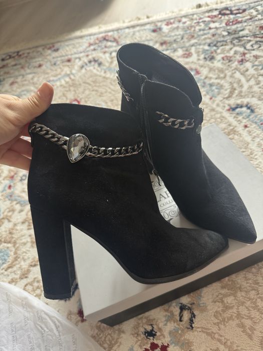 Ботинка замша демисезонная