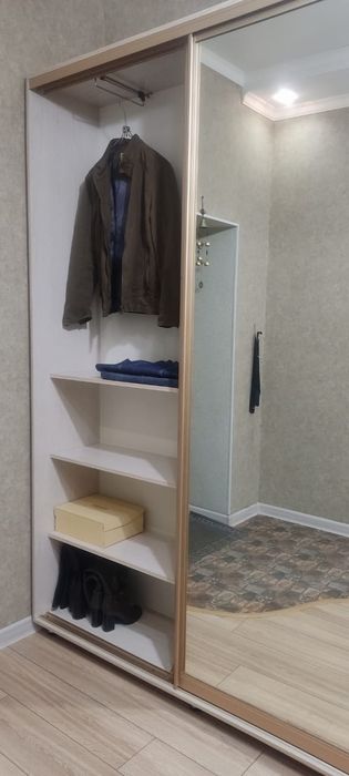 Продам шкаф купе