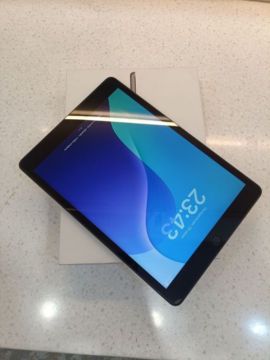 Ipad silver 64 гб