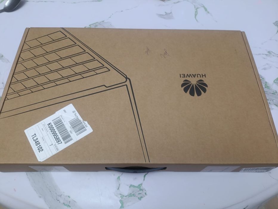 Ноутбук Huawei MateBook D 16 MCLG