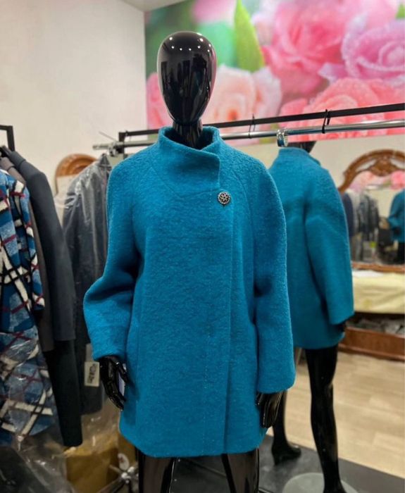 Продам  пальто женское