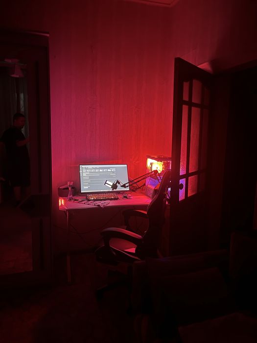 Продам игровой комп + стол + кресло