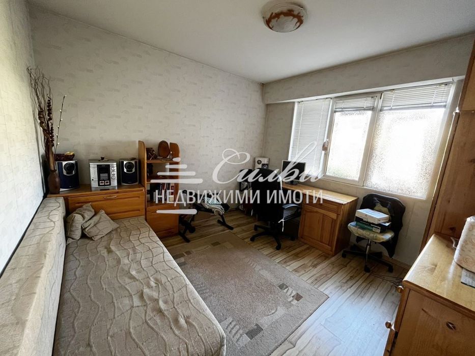 Продава се Двустаен апартамент в Шумен, Дивизионна болница - 65 кв.м за 1639 €/кв.м - Снимка #2