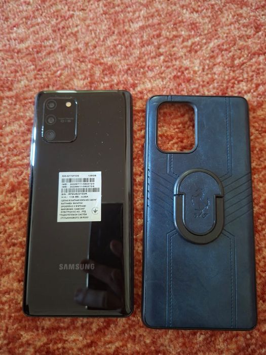 Продам Samsung s10 lite 128g.