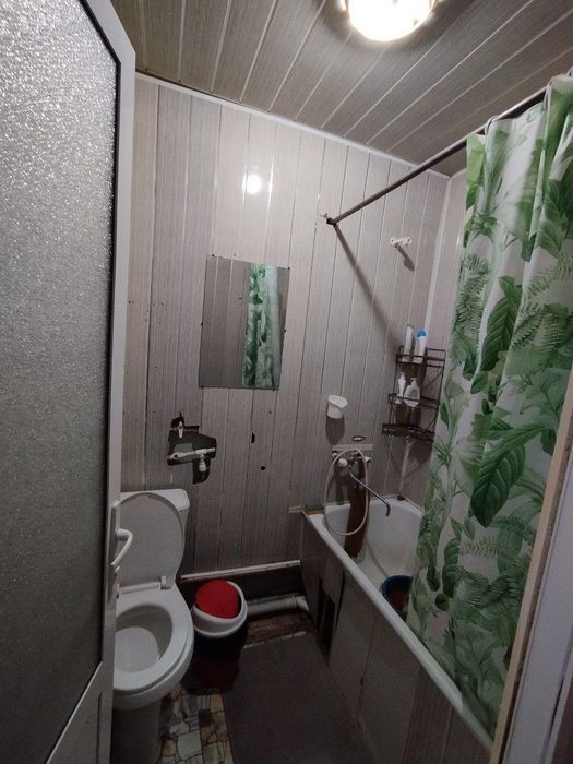 Dokanalda yo'lni bo'yida 1xonali uy sotiladi. 16000$.