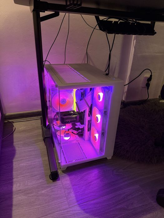 Продавам цял сет ъп кюмпютър Grigs Nova