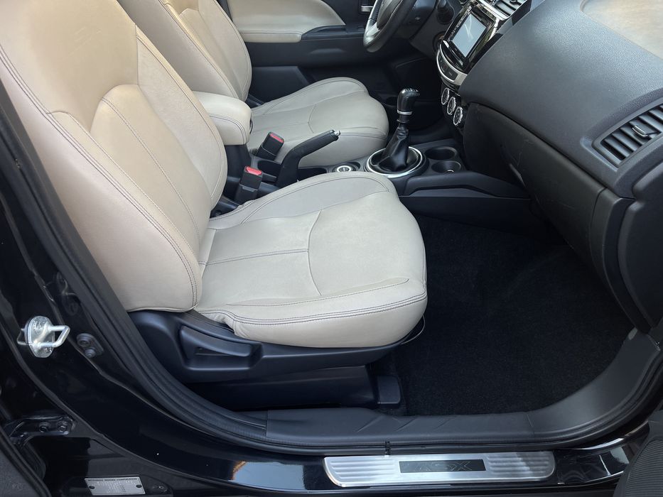 Mitsubishi ASX FaceLift•1.8D•4x4•DayLight LED•PieleBej•Navi•Panoramic