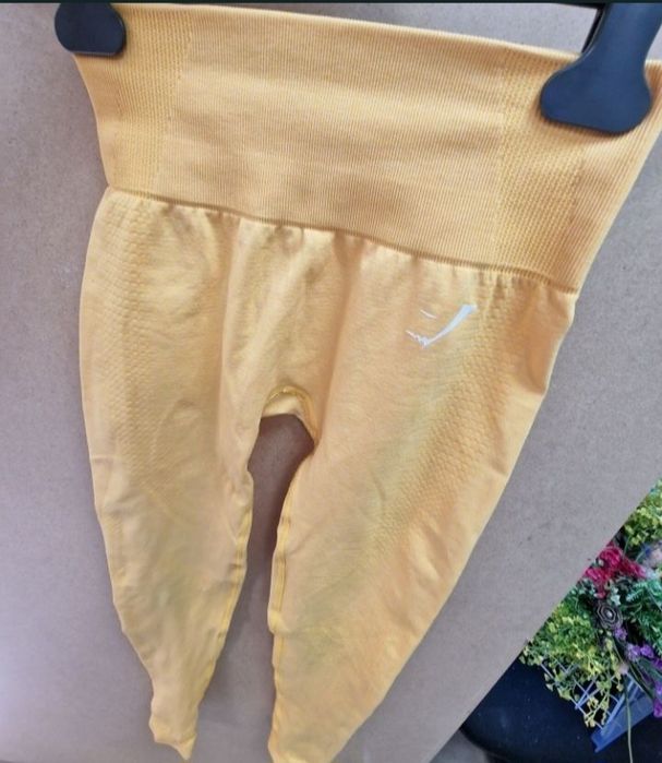 Gymshark жълт клин номер xs