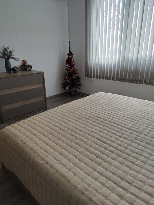 Нощувки Варна.Тристаен ап с безплатни парко места.