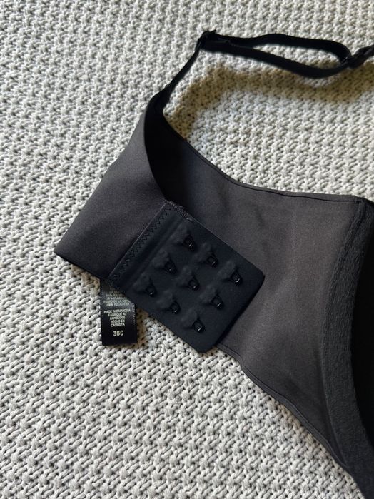 SKIMS Ultimate Tear Drop Push-Up Bra 36C (оригинал)