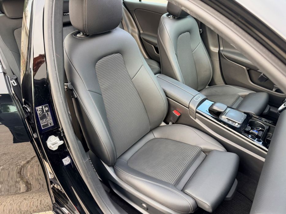 Mercedes A Class-A 180d an 2020 -berlina-unic proprietar-automata/panoramic!
