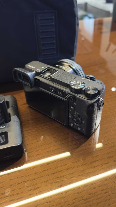 Sony Alpha α6400