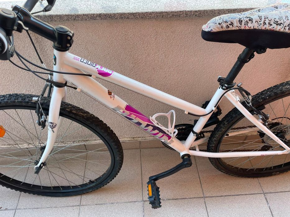 Vând bicicleta BTWIN Decathlon, roti 26