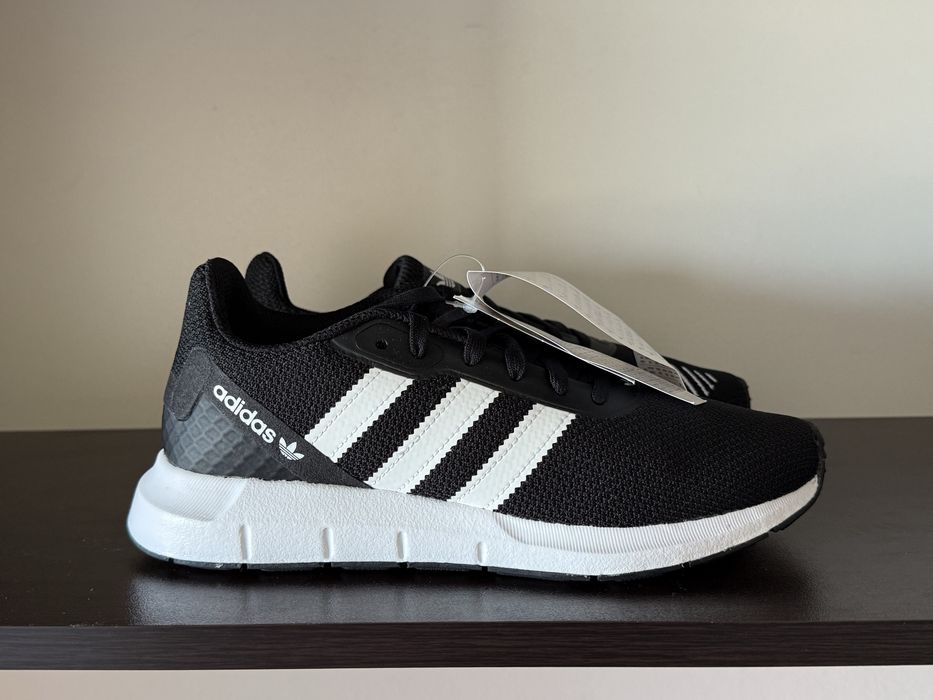 Adidas Swift Run Rf 38номер 24см Стелка Нови с Кутия