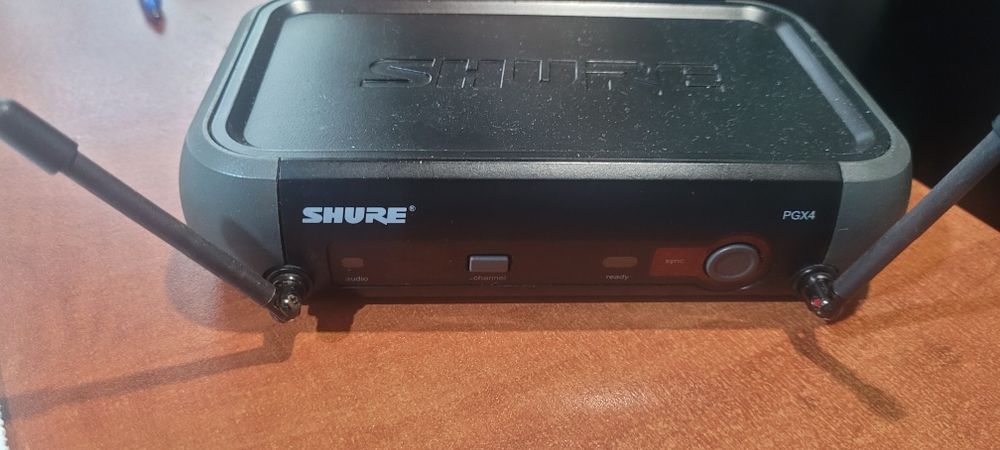 Музикална система SHURE PGX4