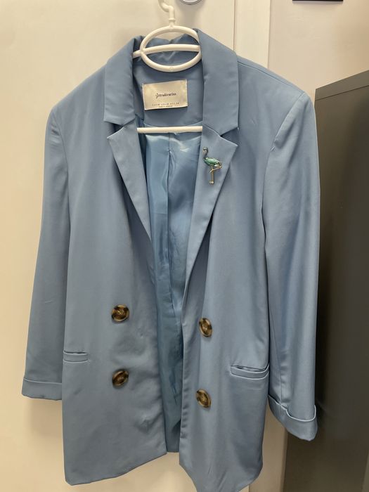 Сака различни модели и материи. Всички по 10 лв.