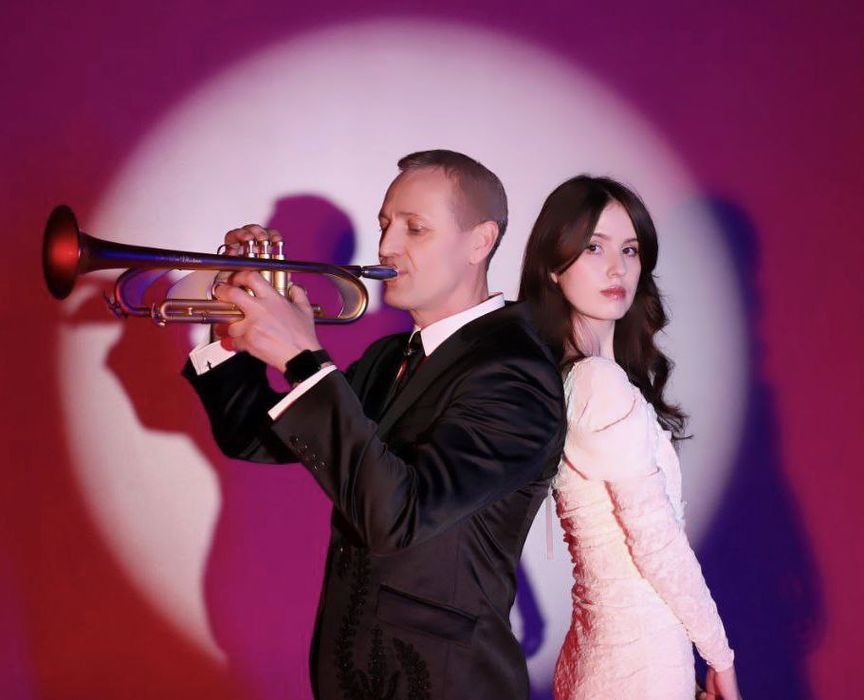 Саксофонист/Музыканты/Вокал