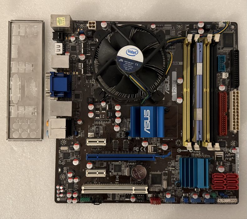 Kit retro Asus P5Q-EM / Core2Quad Q9550 / 2GB DDR2 / cooler Intel