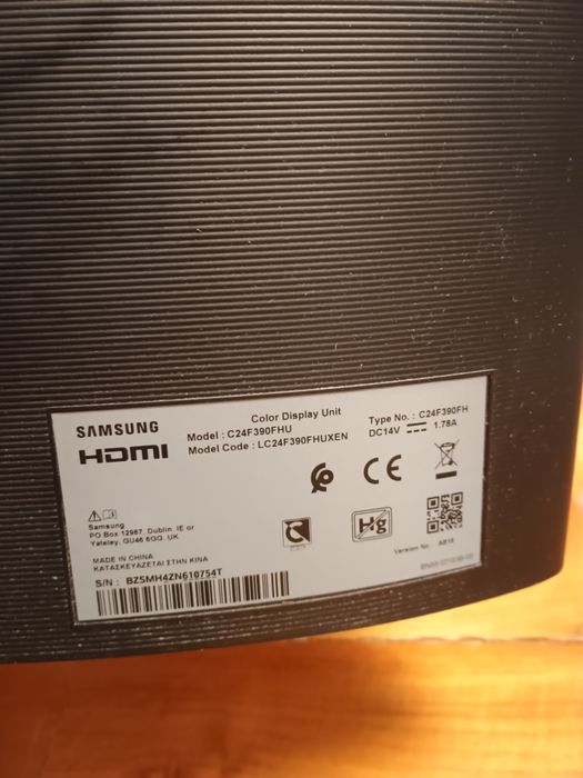 Samsung curved monitor