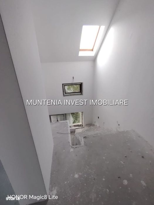 Oportunitate! Casă spațioasă, zona centrală - Pitești