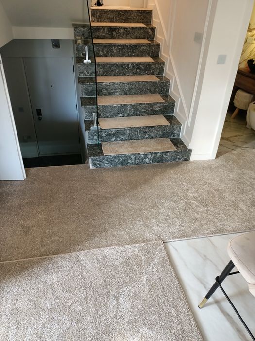 Montaj mocheta parchet laminat