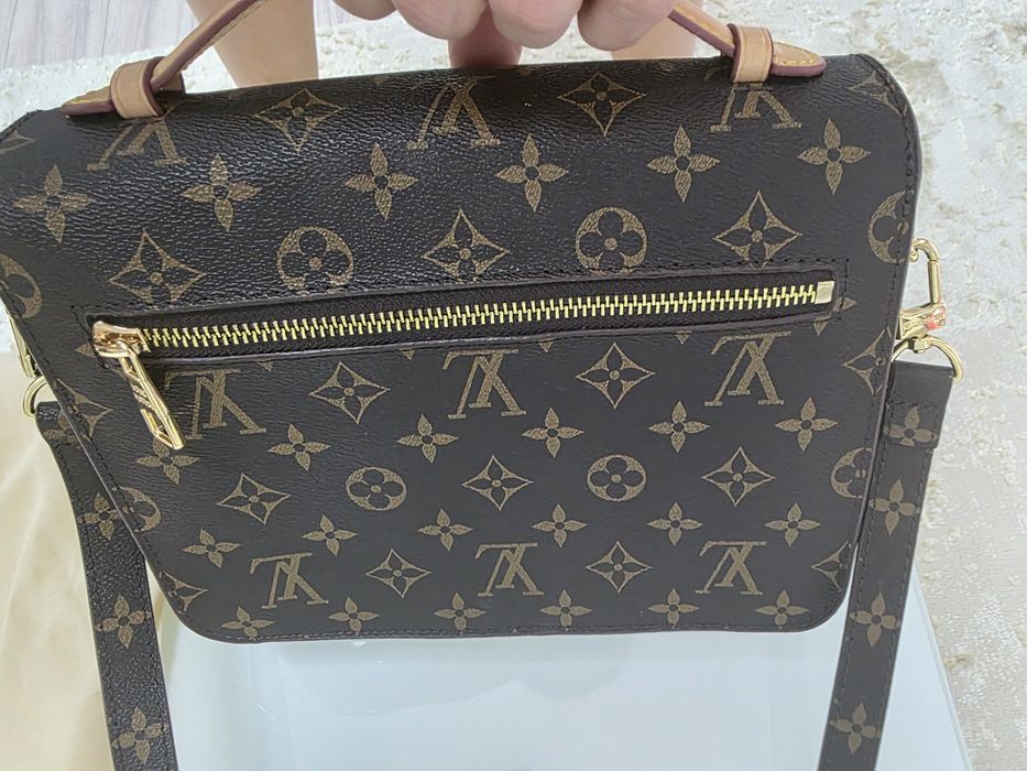 Geanta Louis Vuitton