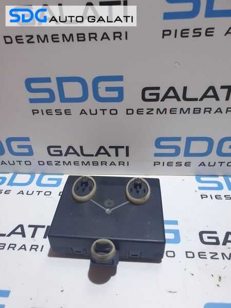 Panou Modul Comanda Inchidere Usa Stanga Fata Skoda Superb 2 2008 - 2015 Cod 8X0959793F [AV1736]