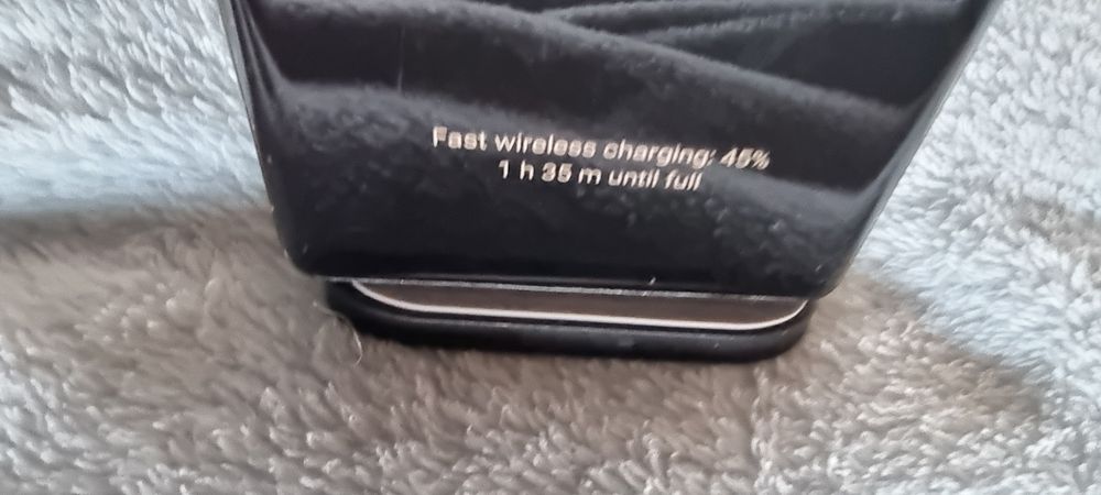 Безжично зарядно, fast wireless charging за Galaxy Watch и Buds