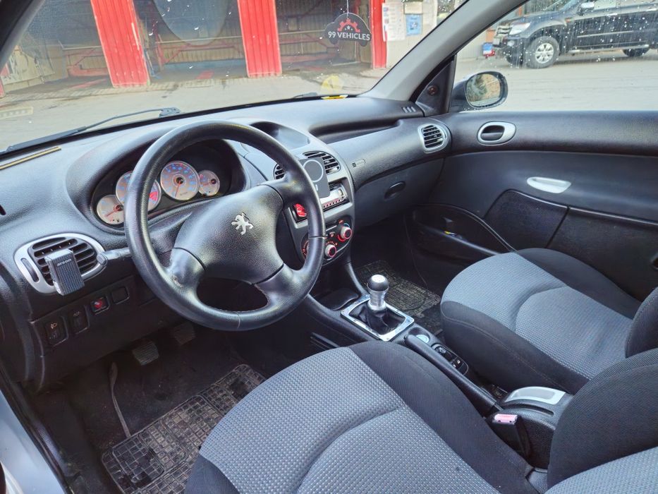 Peugeot 206 1.1 HFX