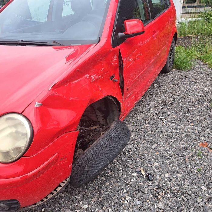 VOLKSWAGEN Polo 2004