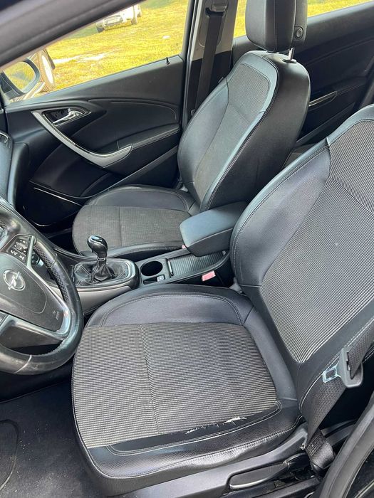 Opel Astra 1.7 Diesel 2012