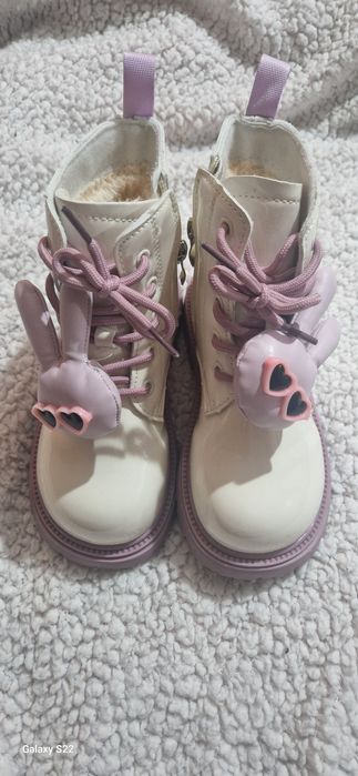 Bocancei fetita  imblaniti