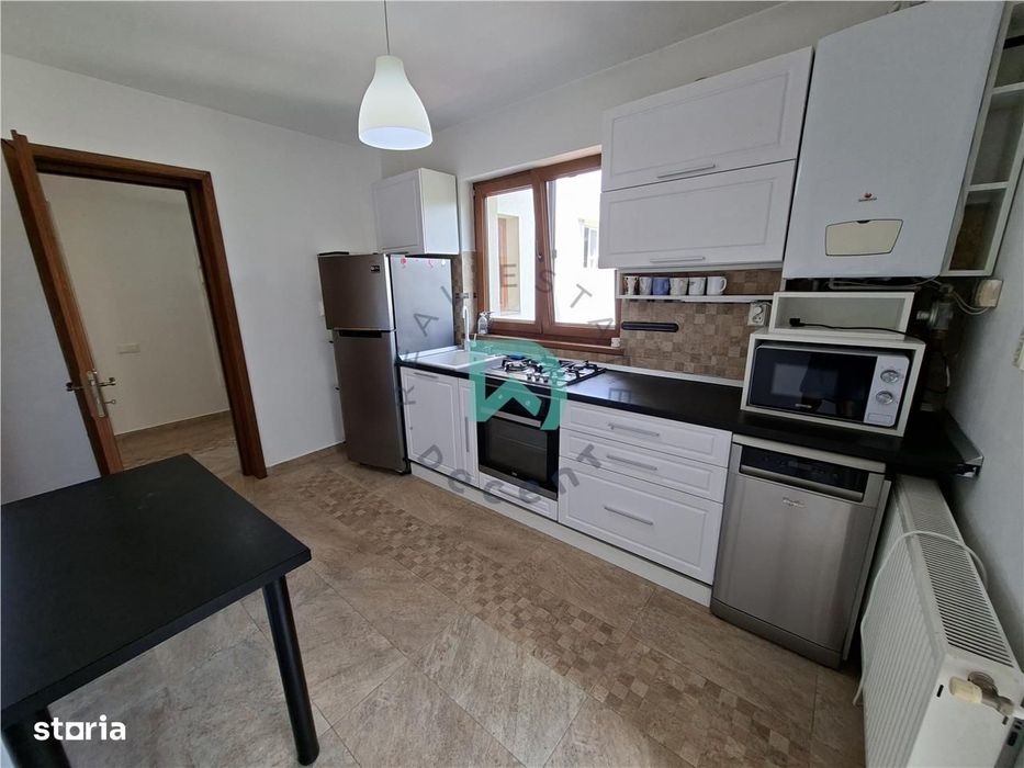 Apartament 3 camere, Coresi, vila, 120 mp - Brasov