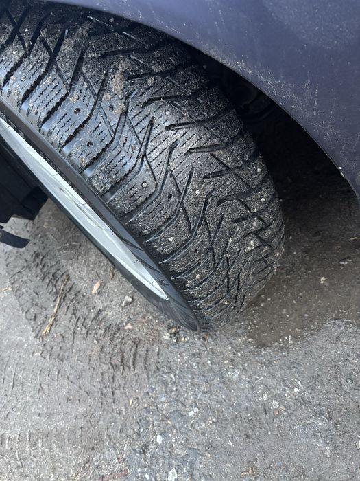 Продам шины 215/60 r17 без дисков