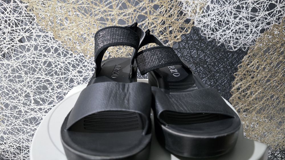 Распродажа стильной обуви