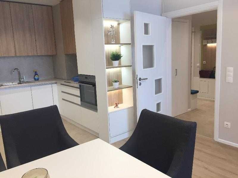 Дава се под наем Тристаен апартамент в София, Люлин 1 - 110 кв.м за 400 € - Снимка #2