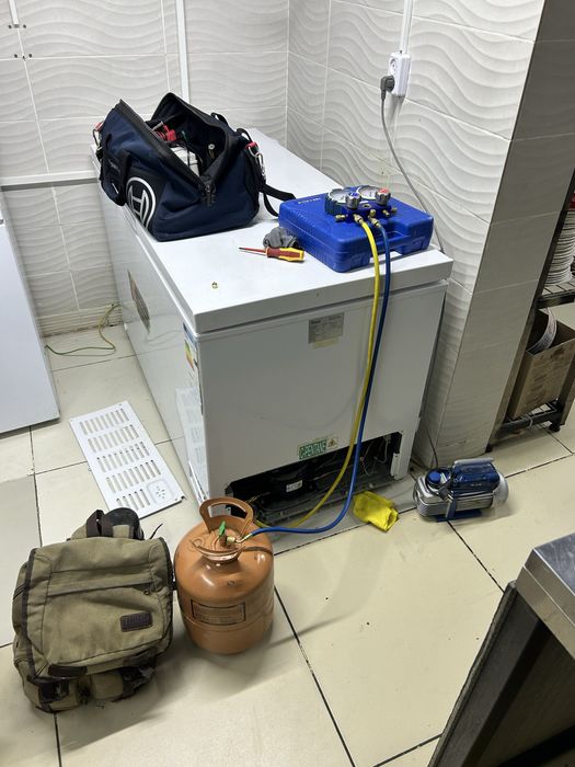 Ремонт морозильников и холодильников