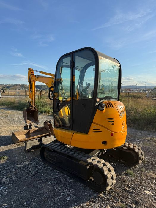 Miniexcavator JCB 8025 ZTS Greutate 2.8Tone