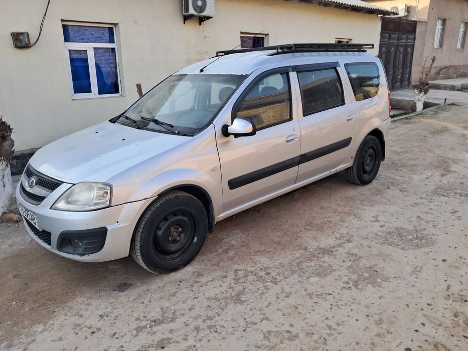 Лада Ларгус сотилади