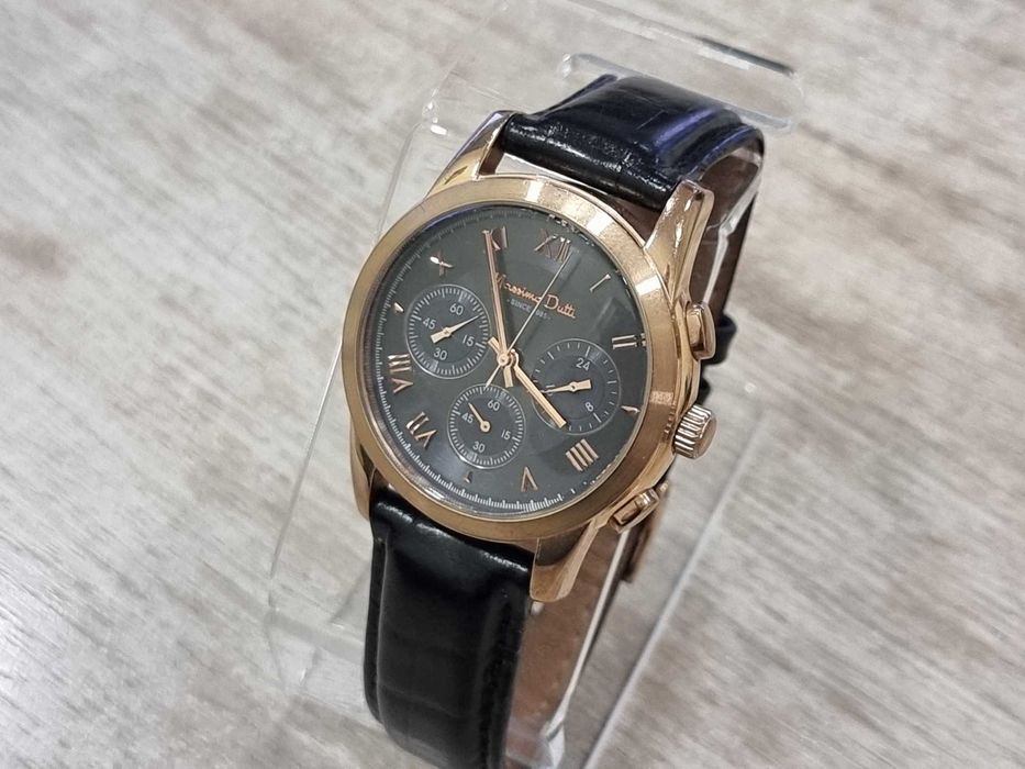 Часовник Massimo Dutti
