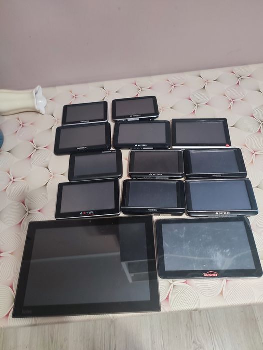 Vand Lot 12 GPS uri