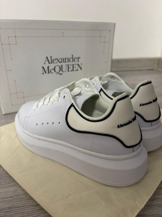 Pantofi  Alexander McQueen White *Impecabili*