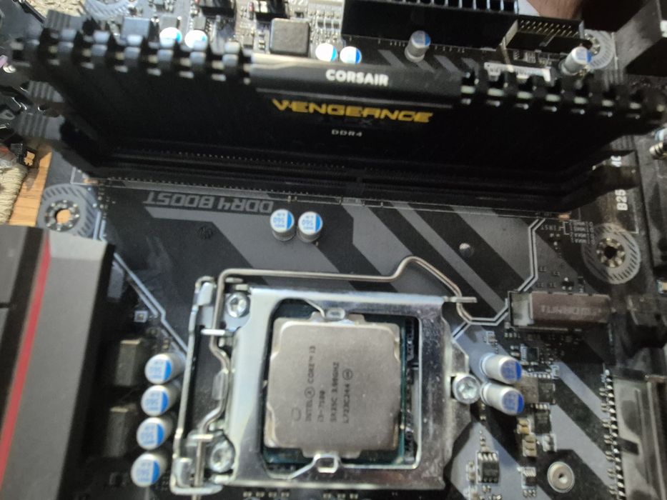 Vand kit pc- placa de baza + procesor+ ram
