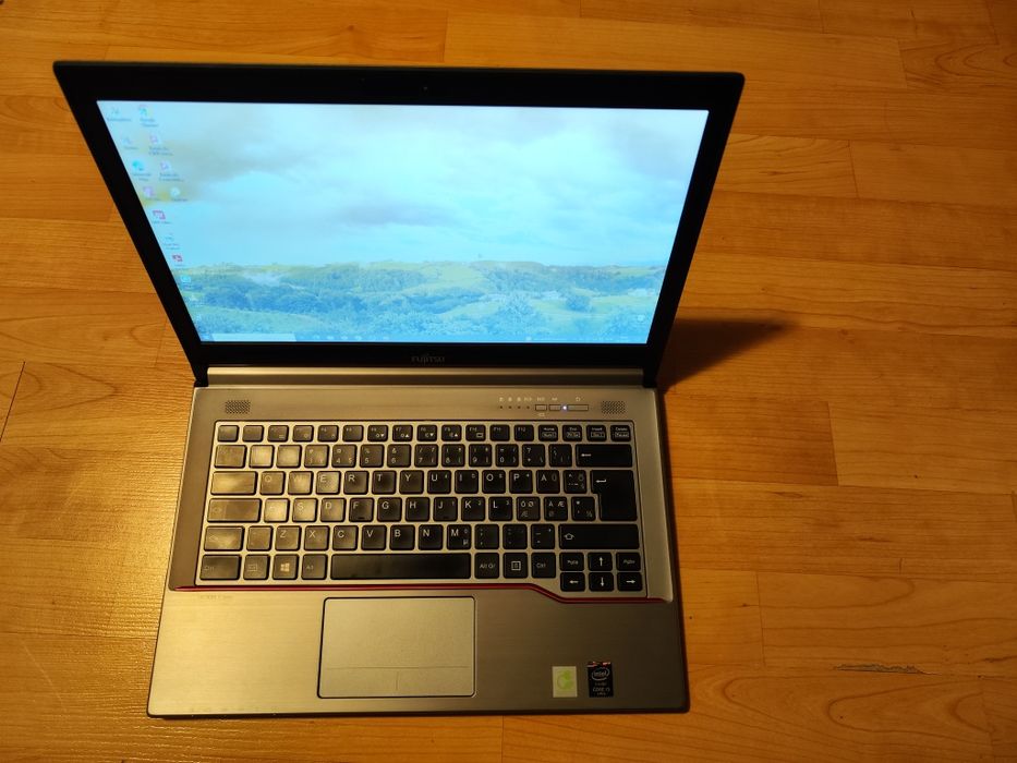 Fujitsu Lifebook E744 i5 4300m SSD 256 GB RAM 8GB