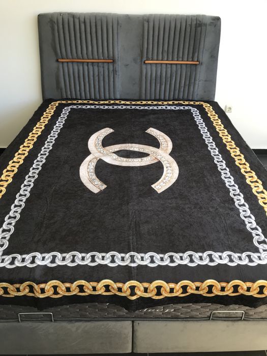 Versace и Chanell, луксозна покривка за легло