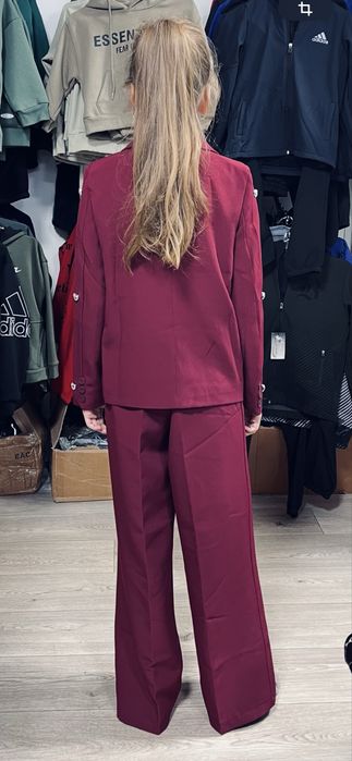 Продам брючный костюм