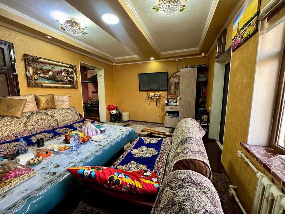 Buxoroda kvartira uy xonadon 3 xonali qilingan 75 m2 1-qavat