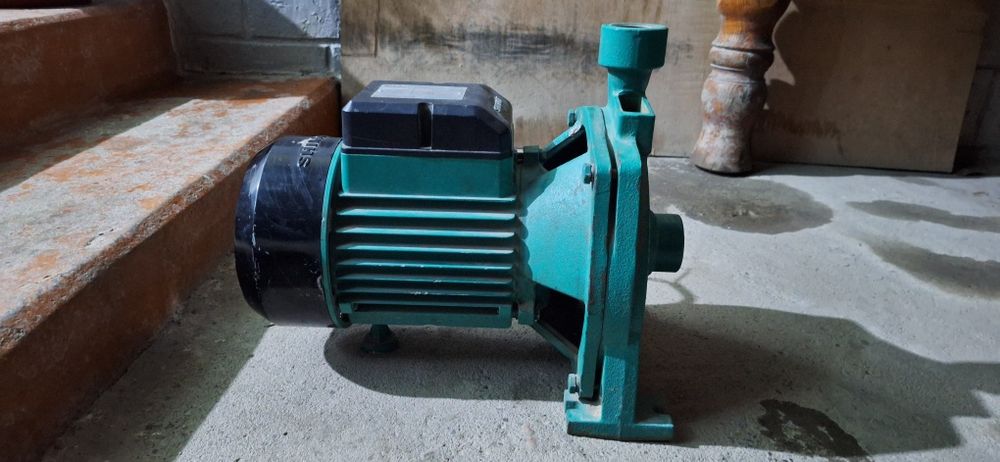 Сув насос  сотилади